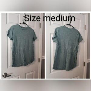 Womens short sleeve blue shirt